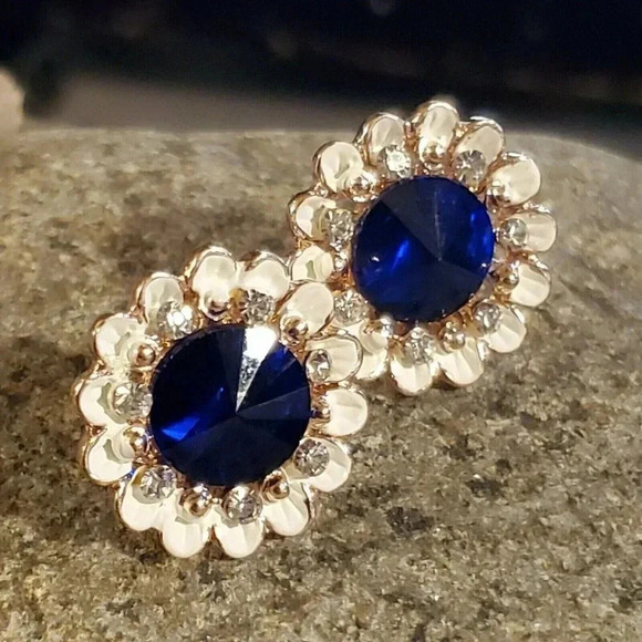 Lady Di Style Sapphire Blue Austrian Rivoli Crystal Earrings - Picture 9 of 12